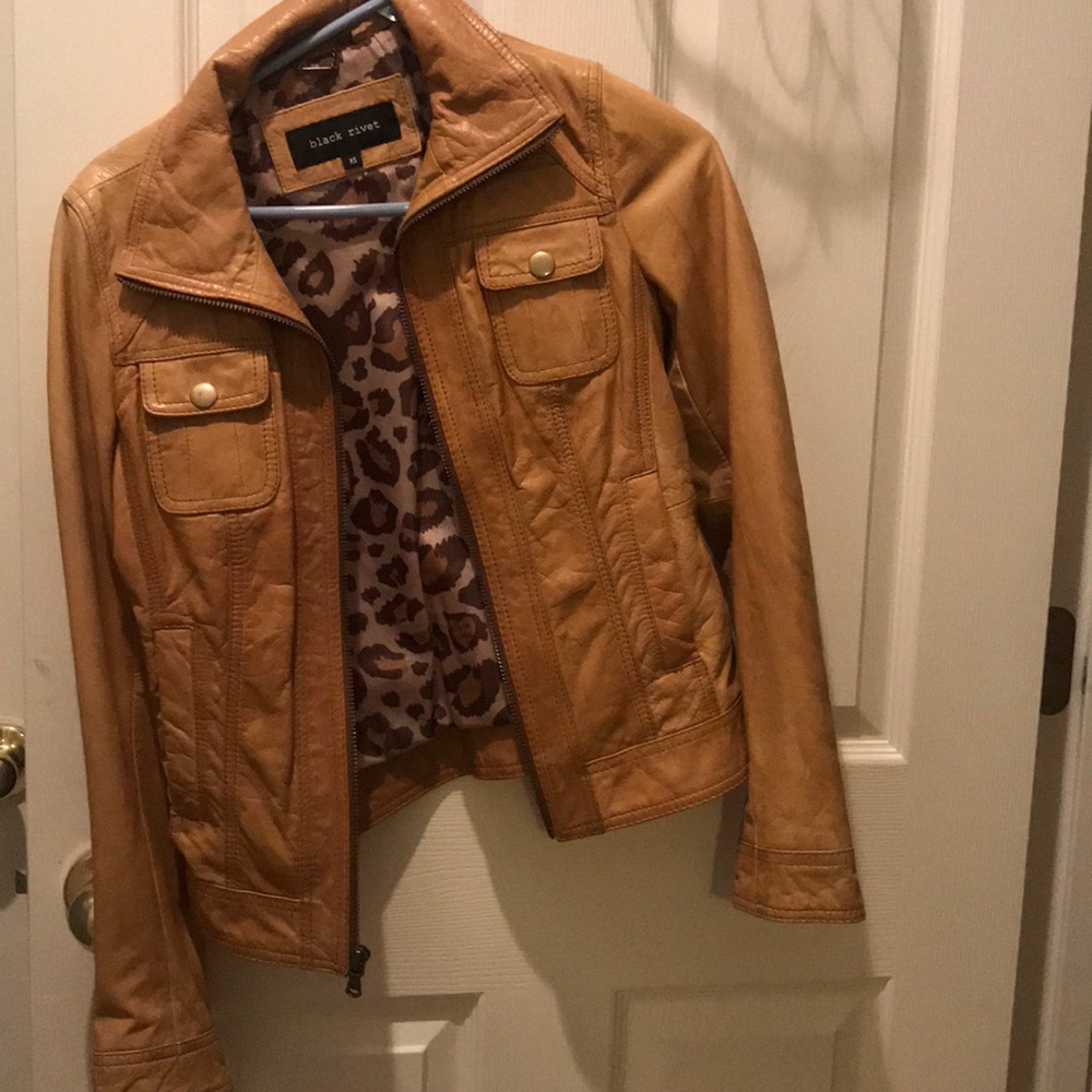 Leather jacket - Picture 1 of 3